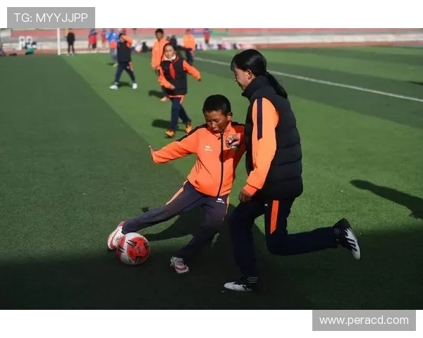 追风少年足球明星背后的故事与成长历程揭秘