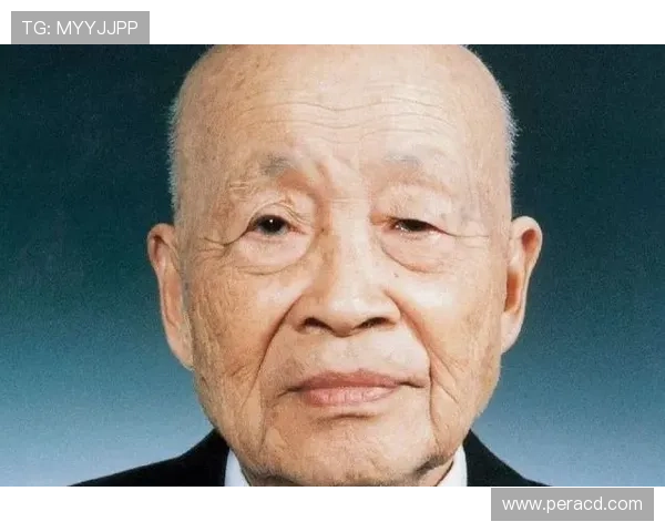 骨灰级足球明星的传奇人生与不朽成就揭秘